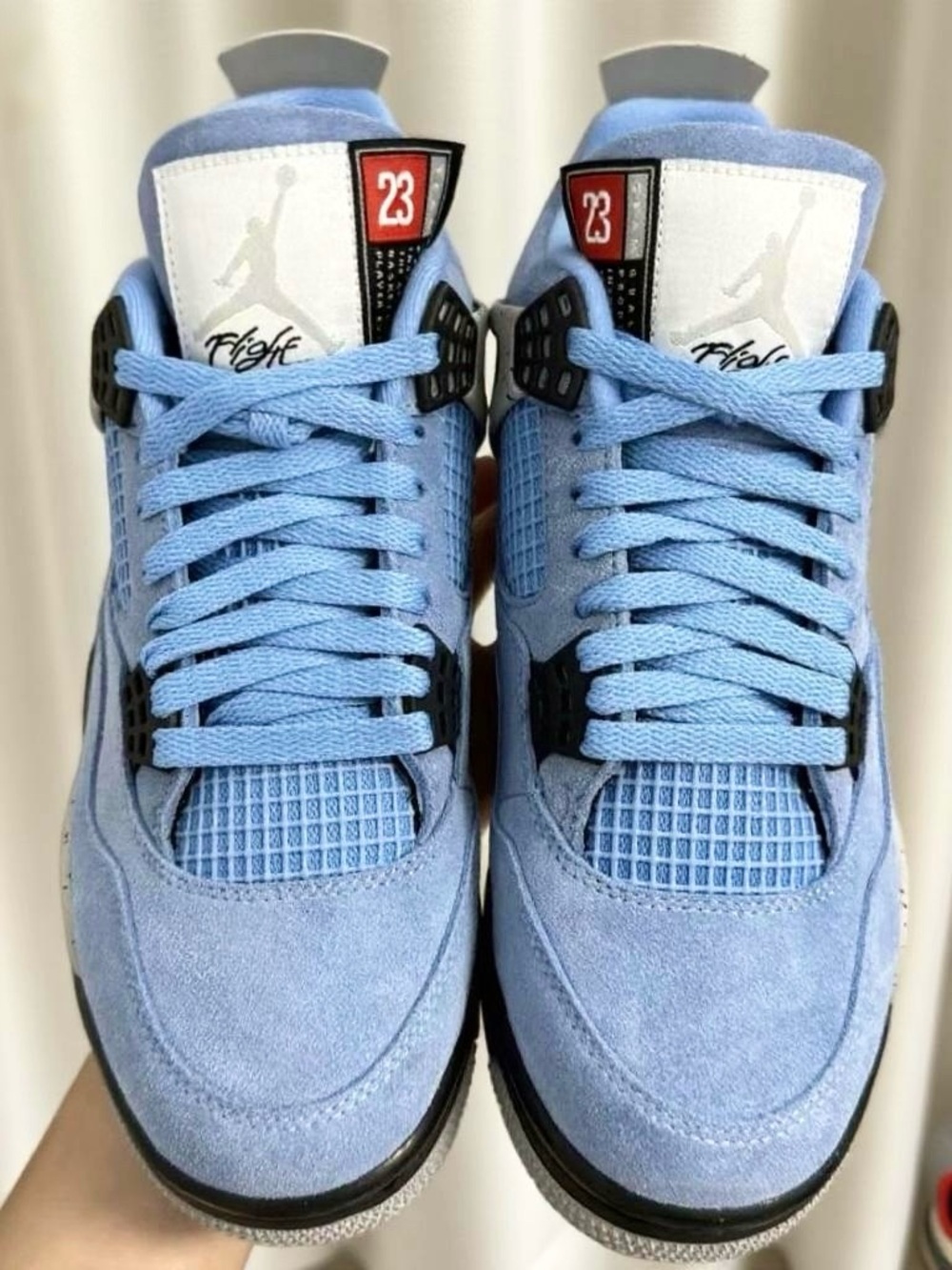 Jordan 4 Retro ‘university blue ‘Men’s Sneakers - Picture 1 of 6